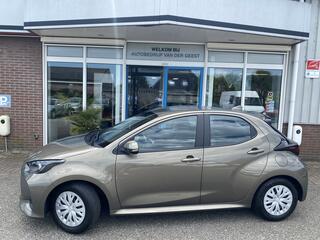 toyota-yaris-1.5-hybrid-active