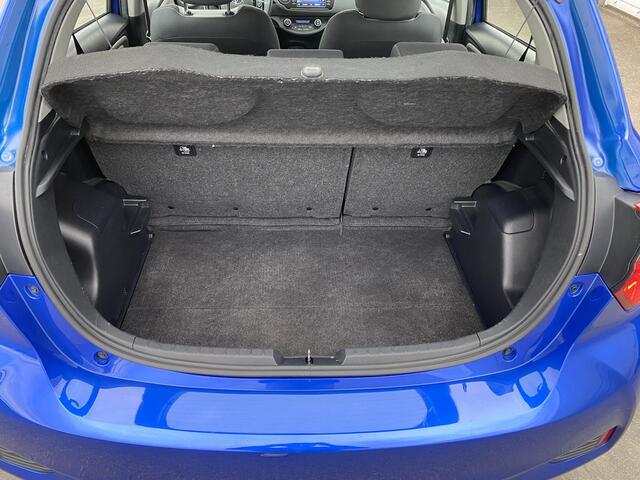 Toyota YARIS 1.5 Hybrid Active Zeer nette Nederlandse auto, cruise control, achteruitrijcamera, automaat!