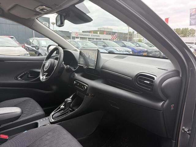Toyota YARIS 1.5 Hybrid 115 Business Plus