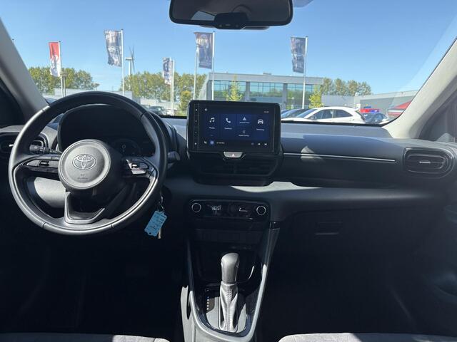 Toyota YARIS 1.5 Hybrid 115 First Edition