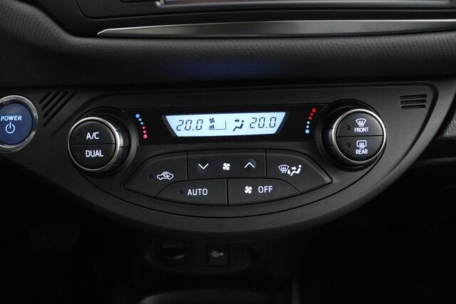 Toyota YARIS 1.5 Hybrid Trend |Navigatie | Trekhaak |