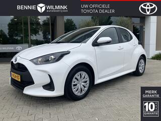 toyota-yaris-1.5-hybrid-active--ca