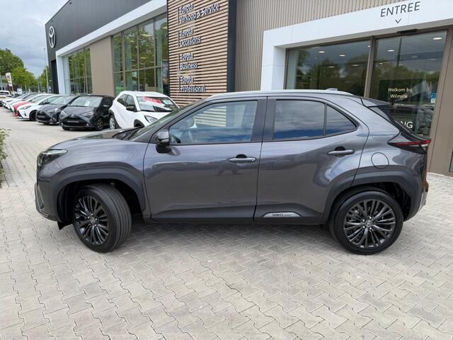 Toyota YARIS Cross 1.5 Hybrid Adventure | JBL | Blindspot | Head-up | PDC