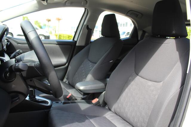 Toyota YARIS 1.5 Hybrid 115 Comfort Plus | Rijklaar | Stoel/Stuur-verw. | Keyless | Apple/Android | Clima | Adap. Cruise | Camera