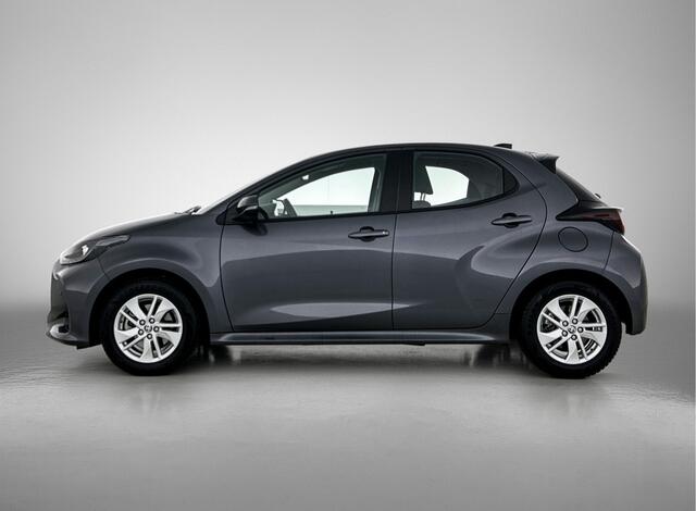 Toyota YARIS 1.5 Hybrid 115 Dynamic Comfort Pack | Dealeonderhouden | Stuur en stoelverwarming | PDC rondom | Onderweg-naar-dealer