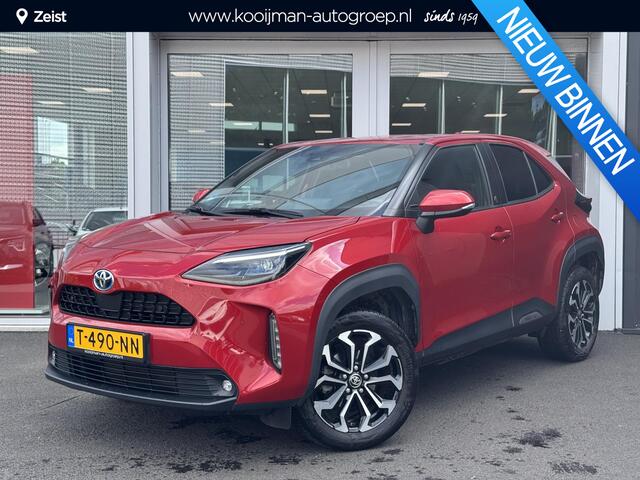 Toyota YARIS Cross 1.5 Hybrid Dynamic Dodehoekdetectie | Trekhaak | Parkeersensoren voor+achter | stoel/stuurwielverwarming | 17 inch | climate control
