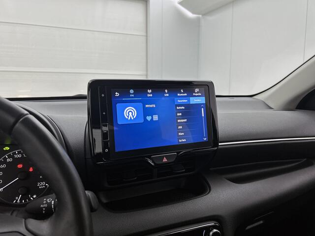 Toyota YARIS 1.5 Hybrid 115 Active+ | BTW Voertuig | Parkeersensoren V+A | Stoelverwarming | Apple CarPlay/Android Auto | Camera | Adaptive Cruise Control Onderweg-Naar-Dealer