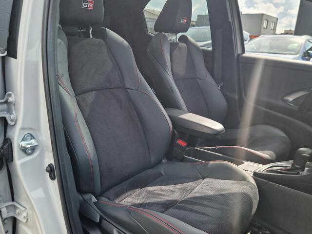 Toyota YARIS 1.5 Hybrid 130 GR SPORT plus pack Panoramadak