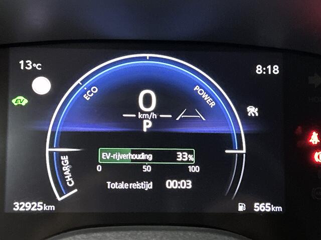 Toyota YARIS Cross 1.5 Hybrid 115 Dynamic Comfort Pack | BTW Voertuig | Stuur + Stoelverwarming | Dodehoekdetectie | Parkeersensoren V+A | Cruise Control Adaptive | Apple CarPlay/Android Auto | Onderweg-naar-dealer