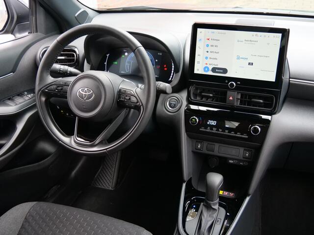 Toyota YARIS Cross 1.5 Hybrid 115 Dynamic Automaat DAB / Apple Carplay / Camera / 17 inch / Stoelverwarming