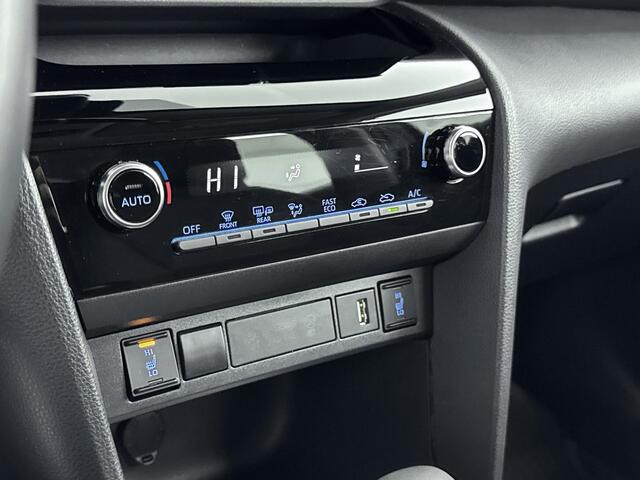 Toyota YARIS Cross 1.5 Hybrid Active Plus | PDC | Trekhaak | Stoelverwarming |