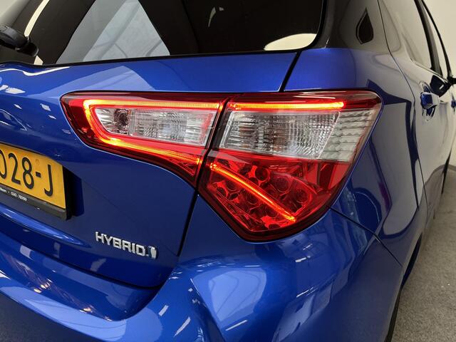 Toyota YARIS 1.5 Hybrid Bi-Tone | CAMERA | NAVI | CLIMA | 2e-EIG |