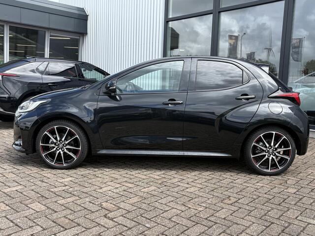 Toyota YARIS 1.5 Hybrid 130 GR SPORT