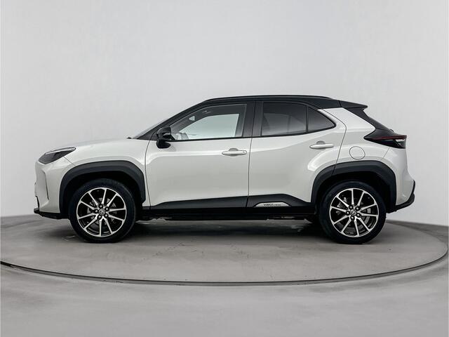 Toyota YARIS Cross 1.5 Hybrid GR Sport | 18 inch Lichtmetaal | GR Sport accessoires |