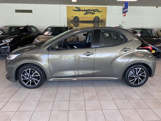 Toyota YARIS 1.5 Hybrid Dynamic | Trekhaak