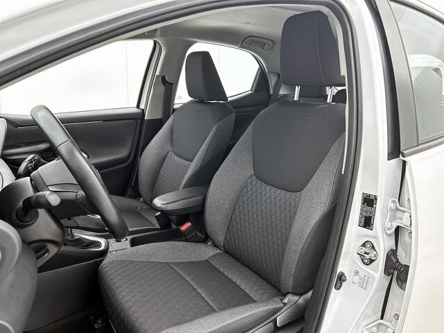 Toyota YARIS 1.5 Hybrid Active | BTW Voertuig | Dealer onderhouden | Trekhaak afneembaar | Apple CarPlay/Android Auto | Cruise Control Adaptive | Onderweg-naar-dealer