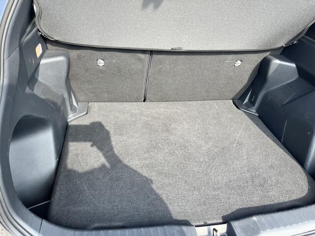 Toyota YARIS Cross 1.5 Hybrid 115 Dynamic Stoel Stuur Vewarmd Parkeersensoren Clima Cruise