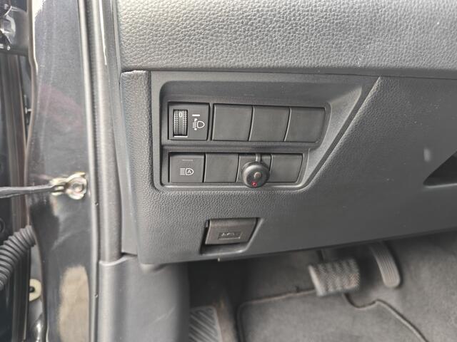Toyota YARIS 1.5 Hyb. Active