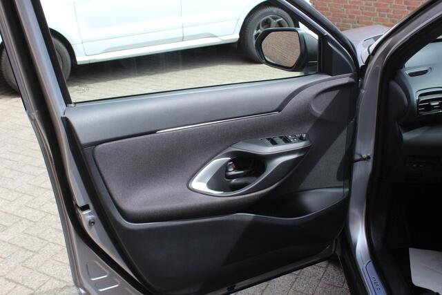 Toyota YARIS Cross 1.5 Hybrid Executive PDC|Camera|Navi/Carplay|Winterpack|Keyless|AdaptCC|