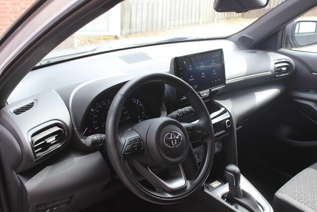 Toyota YARIS Cross 1.5 Hybrid Executive PDC|Camera|Navi/Carplay|ElekAchterklep|Winterpack|Keyless|AdaptCC