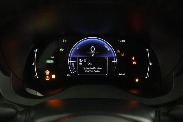 Toyota YARIS 1.5 Hybrid 115 Dynamic | ¤3.500 korting! | Nieuw | 10 jaar garantie! | Apple Carplay/Android Auto |