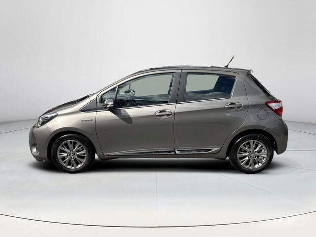 Toyota YARIS 1.5 Hybrid Energy Plus **TWEEDE PINKSTERDAG GEOPEND/ NAVIGATIE/ CLIMATE CONTROL/ CRUISE CONTROL**