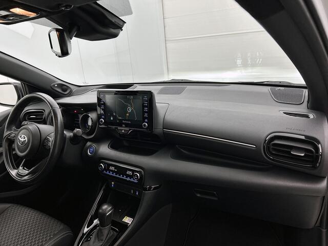 Toyota YARIS 1.5 Hybrid Executive Premium Pack | 1e eigenaar | Dealer onderhouden | JBL | Head-Up Display | Panoramadak | Stuur + stoelverwarming | dodehoek detectie | Parkeersensoren Voor+achter | Onderweg-naar-dealer