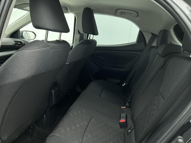 Toyota YARIS Hybrid 115 Dynamic Comfort Pack | Parkeersensoren | Stuurwielverwarming |