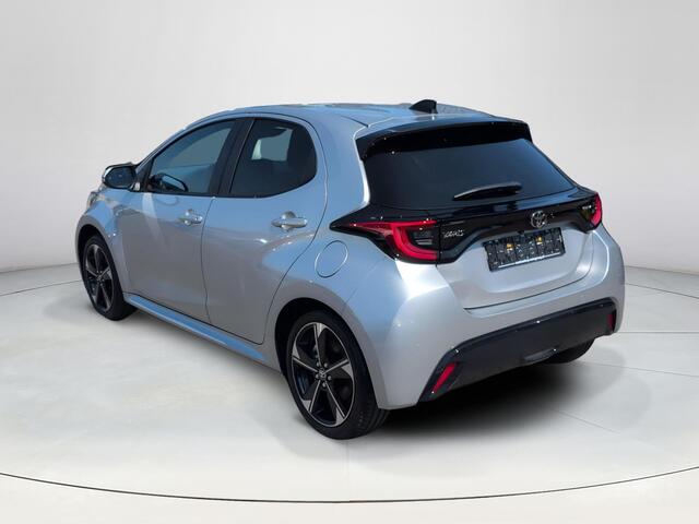 Toyota YARIS 1.5 Hybrid 130 Executive | Actie Auto | Parkeersensoren voor en achter | Apple Carplay | Android Auto | Dodehoekdetectie