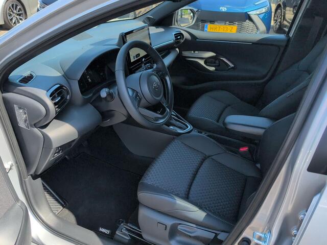 Toyota YARIS 1.5 Hybrid 130 Executive | Actie Auto | Parkeersensoren voor en achter | Apple Carplay | Android Auto | Dodehoekdetectie