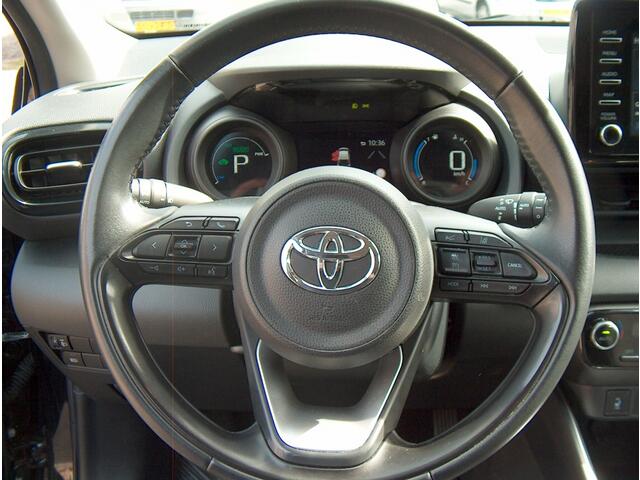 Toyota YARIS 1.5 Hyb. Dynamic