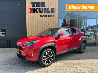 toyota-yaris-1.5-hybrid-115-first--