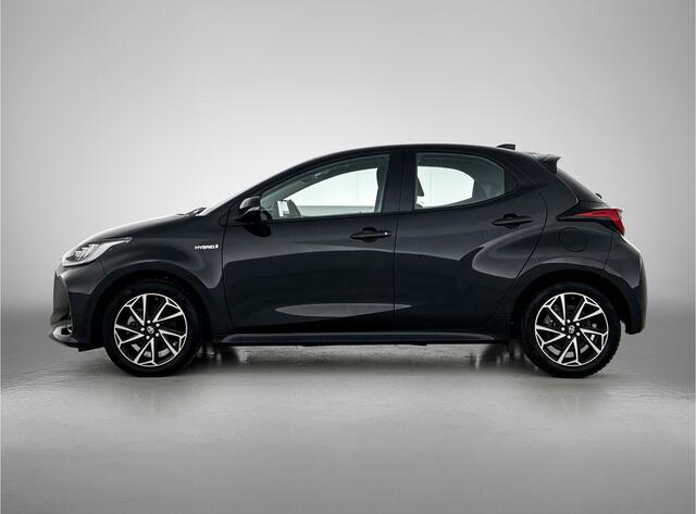 Toyota YARIS 1.5 Hybrid 115 Dynamic | Navigatie | Stoelverwarming | Onderweg-naar-dealer