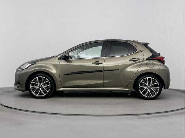 Toyota YARIS 1.5 Hybrid 115 First Edition
