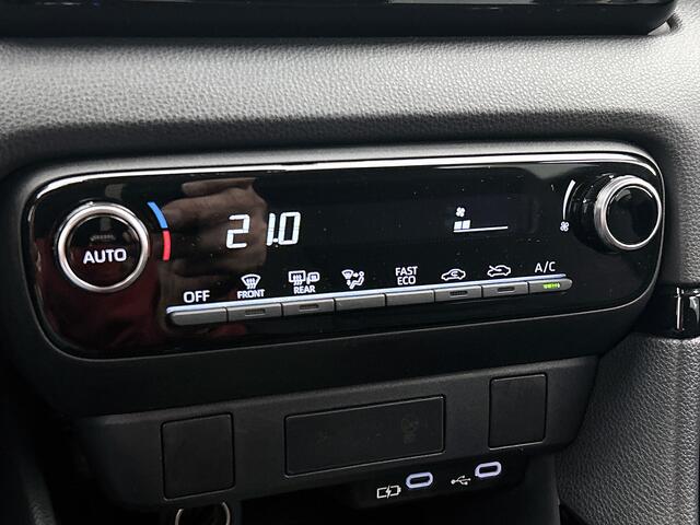 Toyota YARIS 1.5 Hybrid 115 Dynamic | BTW Voertuig | Stoelverwarming | Dealeronderhouden |