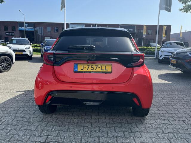 Toyota YARIS 1.5 Hybrid Launch Edition All seasonbanden