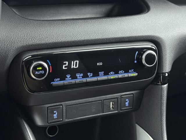 Toyota YARIS 1.5 Hybrid Dynamic | Stoelverwarming | Apple Carplay-Android Auto |