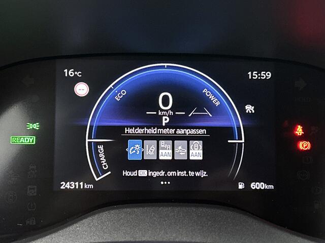 Toyota YARIS Cross 1.5 Hybrid 115 Dynamic | NL dealeronderhouden | Stoel en stuurverwarming | PDC rondom |