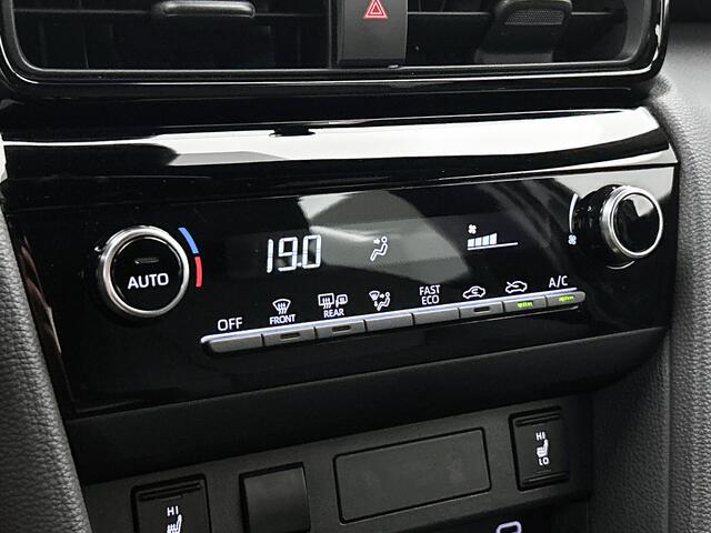 Toyota YARIS Cross 1.5 Hybrid 115 Dynamic | NL dealeronderhouden | Stoel en stuurverwarming | PDC rondom |