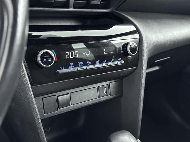 Toyota YARIS Cross 1.5 AWD Hybrid Dynamic | Navigatie | Apple Carplay -/ Android Auto |