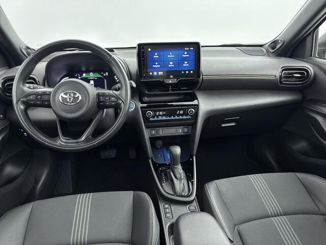 Toyota YARIS Cross 1.5 Hybrid Adventure | Glazen Panoramadak | JBL-Audio |