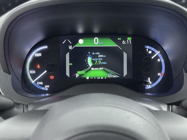 Toyota YARIS Cross 1.5 Hybrid Adventure | Glazen Panoramadak | JBL-Audio |
