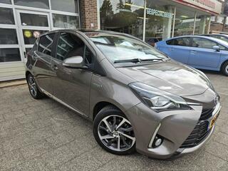 toyota-yaris-1.5-hybrid-premium-pan