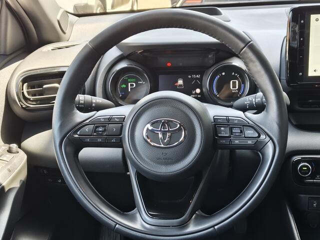 Toyota YARIS 1.5 Hybrid Dynamic | Navi | HUD | Half Leder | Stuurverwarming