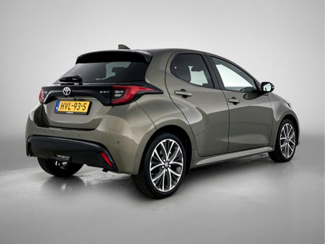 Toyota YARIS 1.5 Hybrid 130 Executive | NL dealeronderhouden | Onderweg-naar-dealer
