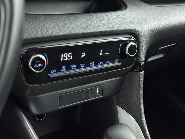 Toyota YARIS 1.5 Hybrid 115 Dynamic Carplay | NL-Auto | Dealeronderhouden | 1E Eig |