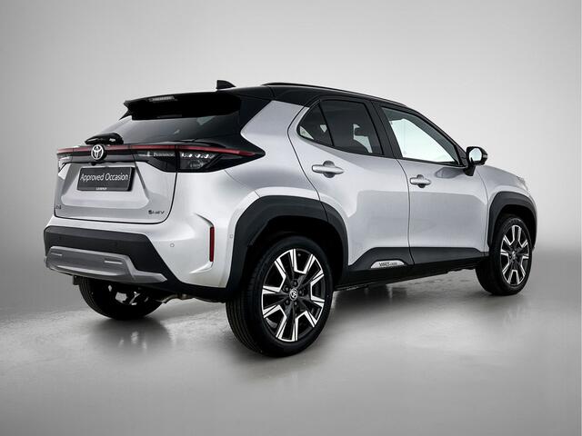 Toyota YARIS Cross 1.5 Hybrid 130 Launch Edition | Panoramadak | Stoel + Stuur + Voorruitverwarming | Blindspot | JBL | 360 Gr. Camera | Onderweg-naar-dealer