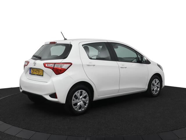 Toyota YARIS 1.5 VVT-i Active | Automaat | Climate control | Cruise control | Parkeercamera |