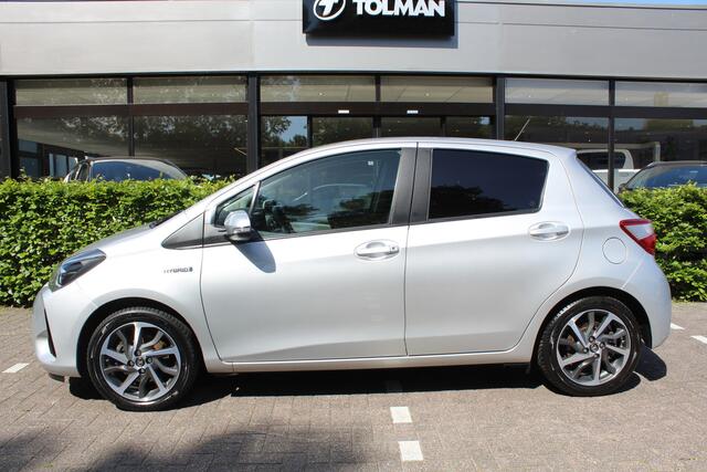 Toyota YARIS 1.5 Hybrid Dynamic Limited | Rijklaar | Stoelverw. | Clima | Camera | Bluetooth | LM-velgen