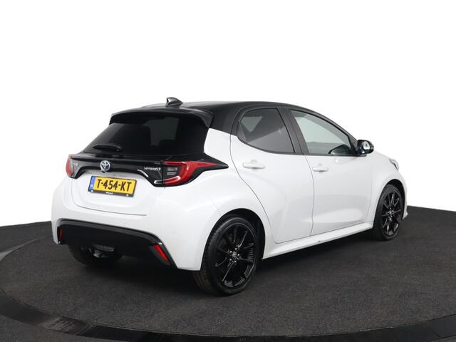 Toyota YARIS 1.5 Hybrid Executive | Apple Carplay/Android Auto | Stoel/Stuurverwarming | Parkeersensoren | JBL Audio |